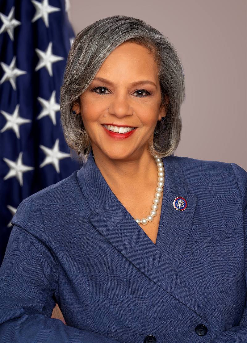 Congresswoman Robin Kelly before an American flag