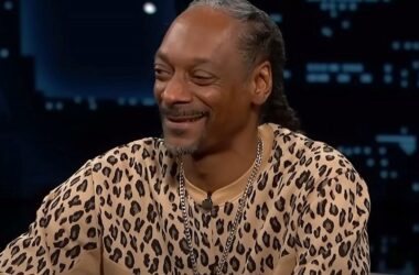 Scoop Dogg honors Snoop Dogg