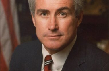 Former Illinois Gov. Jim Edgar